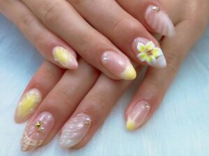 nails (135)