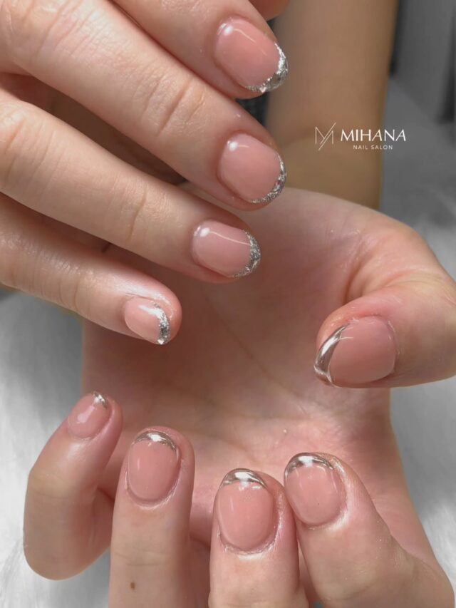 ♡ ⋆ ˚｡⋆୨୧˚

シンプルかつ上品なガラスフレンチネイル🫧 

Nails by minh.

#MIHANAネイルサロン 
@mihana_nail 

埼玉県川口市並木4-1-5 木村ビル1F 
（西川口駅 徒歩5分）

🕒 OPEN 11:00 / LAST 20:00 

📩 ご予約 / お問い合わせ 
・HotPepper 
・LINE公式 

※プロフィールURLからご予約いただけます 

#西川口ネイル #韓国ネイル 
#ワンホンネイル #ちゅるんネイル