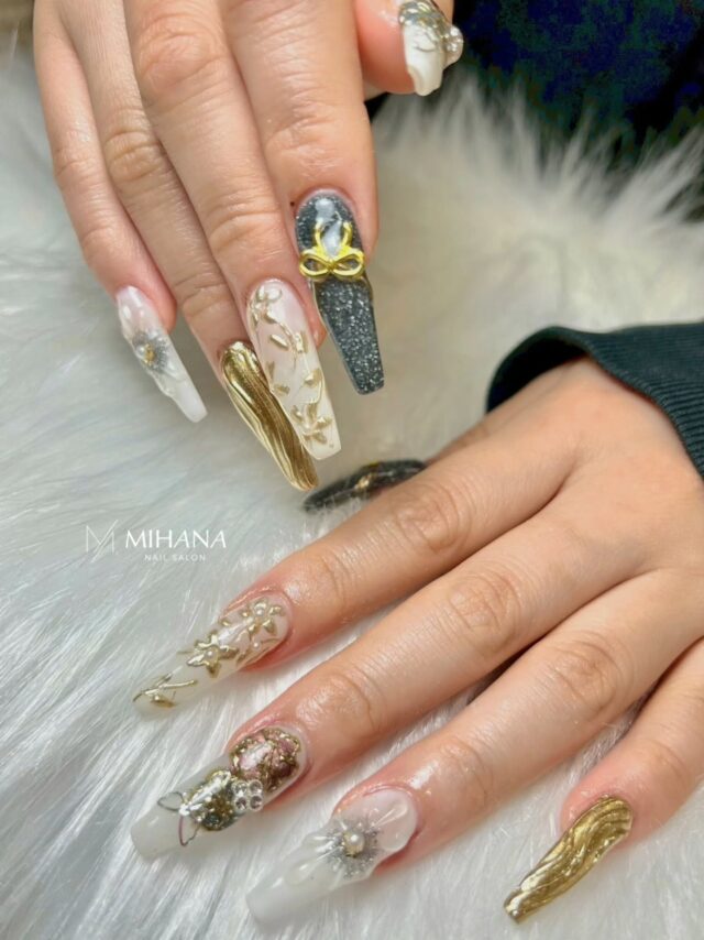♡ ⋆ ˚｡⋆୨୧˚

つけ放題180min 卒業式ネイル🫧 

Nails by minh.

#MIHANAネイルサロン 
@mihana_nail 

埼玉県川口市並木4-1-5 木村ビル1F 
（西川口駅 徒歩5分）

🕒 OPEN 11:00 / LAST 20:00 

📩 ご予約 / お問い合わせ 
・HotPepper 
・LINE公式 

※プロフィールURLからご予約いただけます 

#西川口ネイル #韓国ネイル 
#ワンホンネイル #ちゅるんネイル