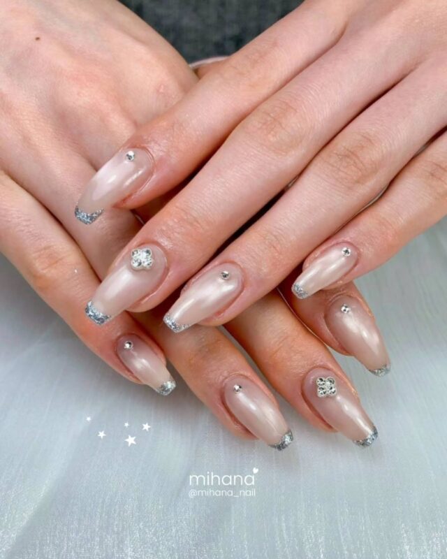 ♡ ⋆ ˚｡⋆୨୧˚

ガラスフレンチ💍

Nails by minh

#MIHANAネイルサロン 
@mihana_nail 

埼玉県川口市並木4-1-5 木村ビル1F 
（西川口駅 徒歩5分）

🕒 OPEN 11:00 / LAST 20:00 

📩 ご予約 / お問い合わせ 
・HotPepper 
・LINE公式 

※プロフィールURLからご予約いただけます 

#西川口ネイル #韓国ネイル 
#ワンホンネイル #ちゅるんネイル