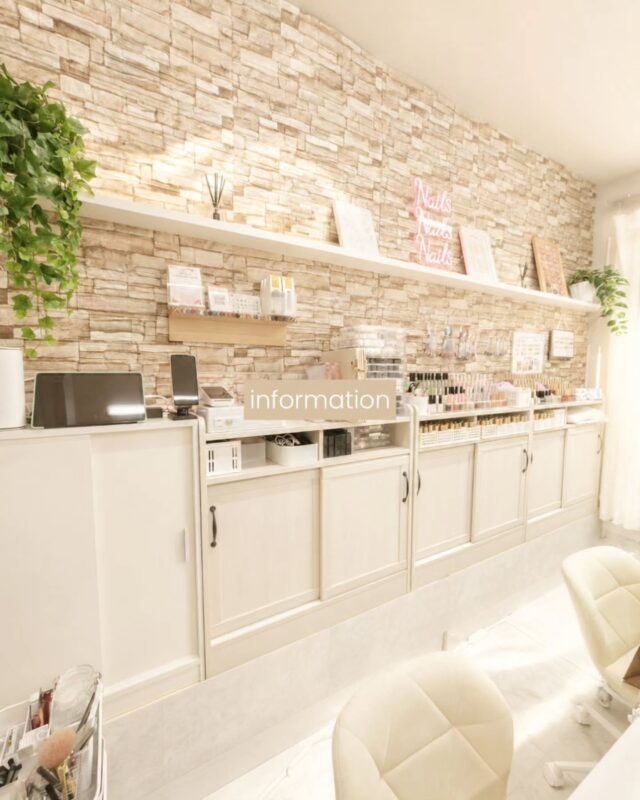 MIHANA NAIL SALON 🤍

韓国ネイルを中心に、定額デザイン・持ち込みデザイン・つけ放題・長さだし・フットネイルまで幅広く対応しています。

ハンド3席・フット1席の自然光が差し込む店内で、ゆったりとお過ごしいただけます。
無料のドリンクサービスもご用意しています。

当店で使用しているジェルは全てHEMAフリー・国産ジェルを使用◎
フィルイン・パラジェル対応で、自爪への負担にも配慮しています。

【ご予約方法】
Hot Pepper Beauty・LINE・Instagram DMからご予約可能です。
プロフィール欄にリンクございます◎

【場所】
西川口駅 徒歩5分

【営業時間】
11:00〜20:00

【支払方法】
現金・QRコード決済・クレジットカード・交通系IC

初めての方もお気軽にご相談ください。

#MIHANA #西川口ネイル #西川口ネイルサロン #韓国ネイル #ワンホンネイル